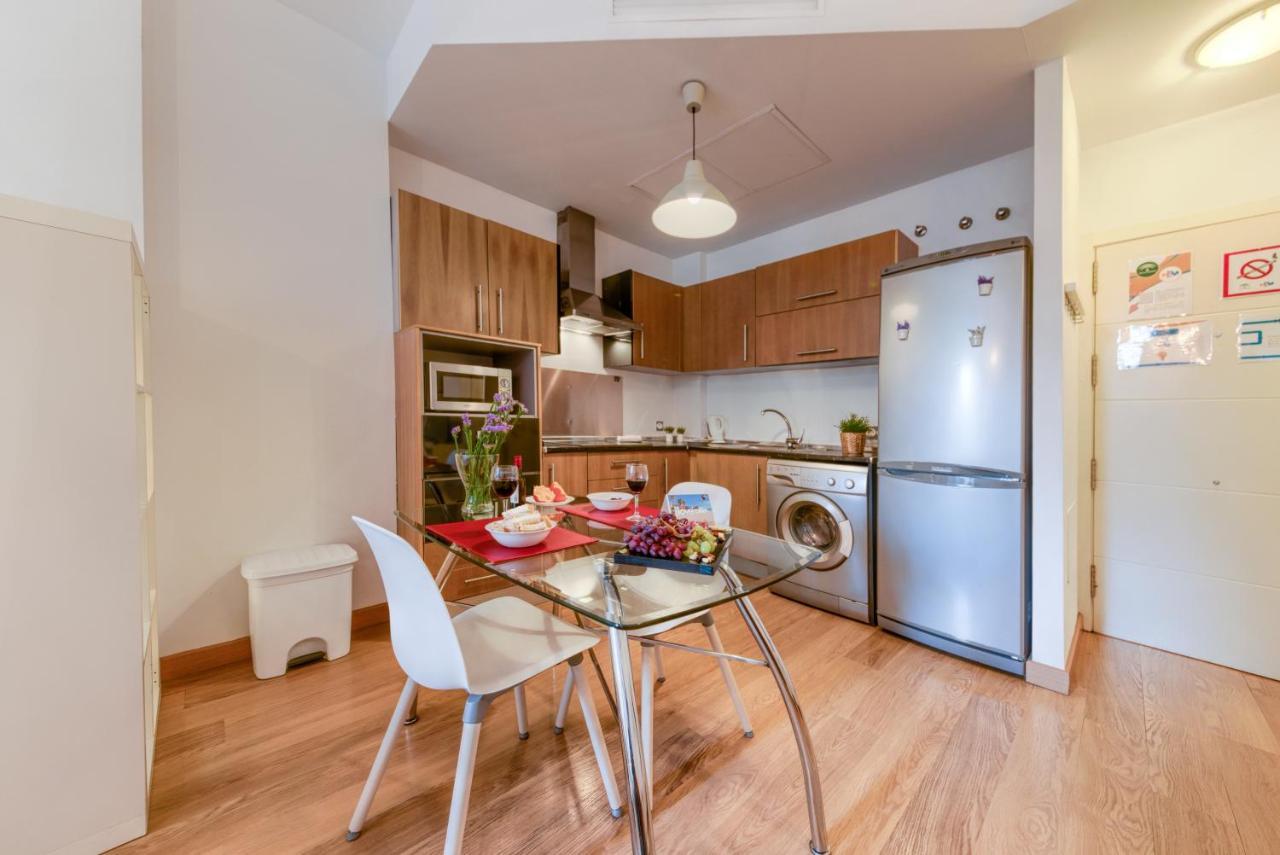 מאלגה Lyrioshomes Apartamento Estudio La Biznaga מראה חיצוני תמונה
